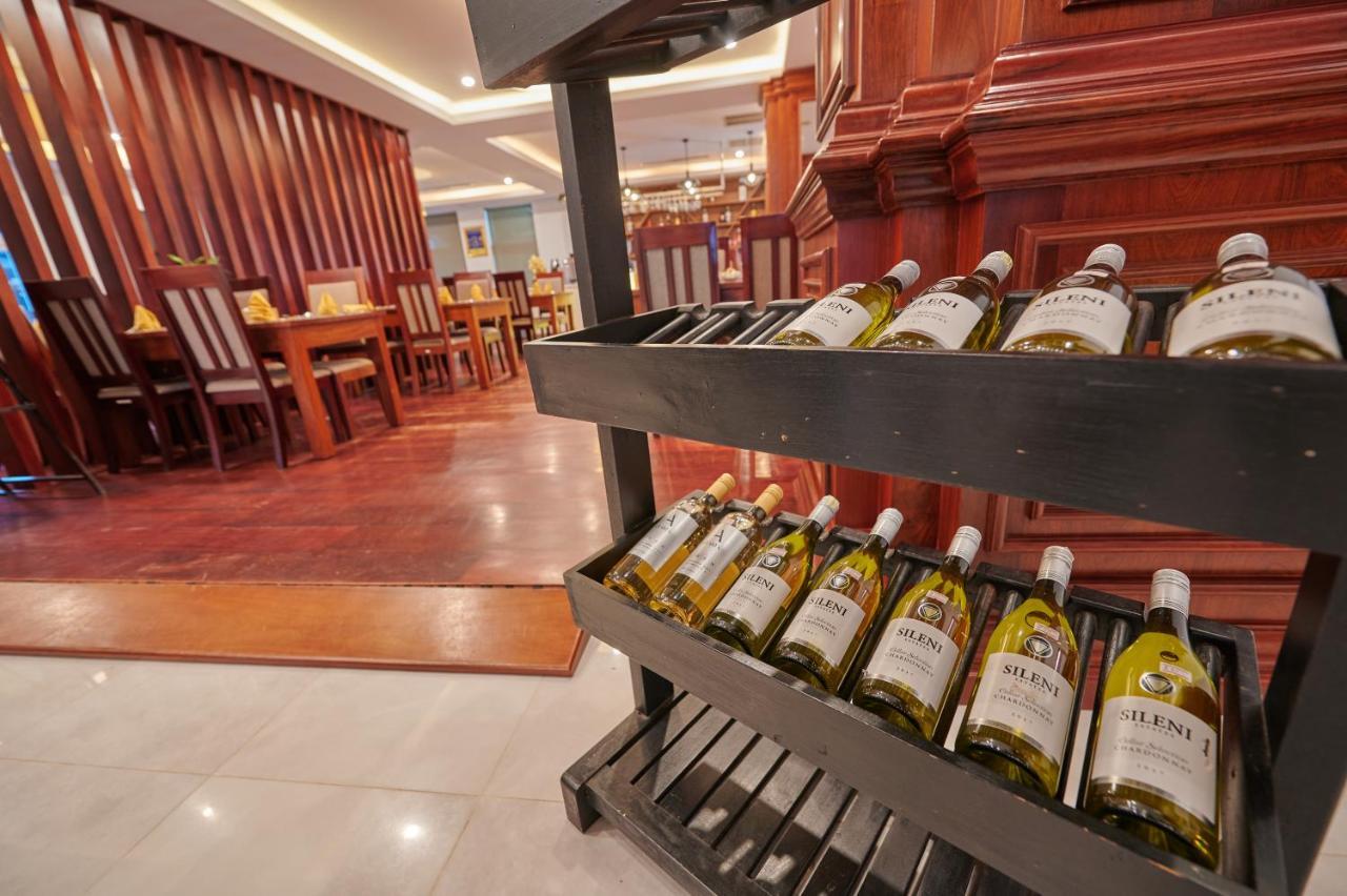 Lbn Asian Hotel Kampong Cham Esterno foto