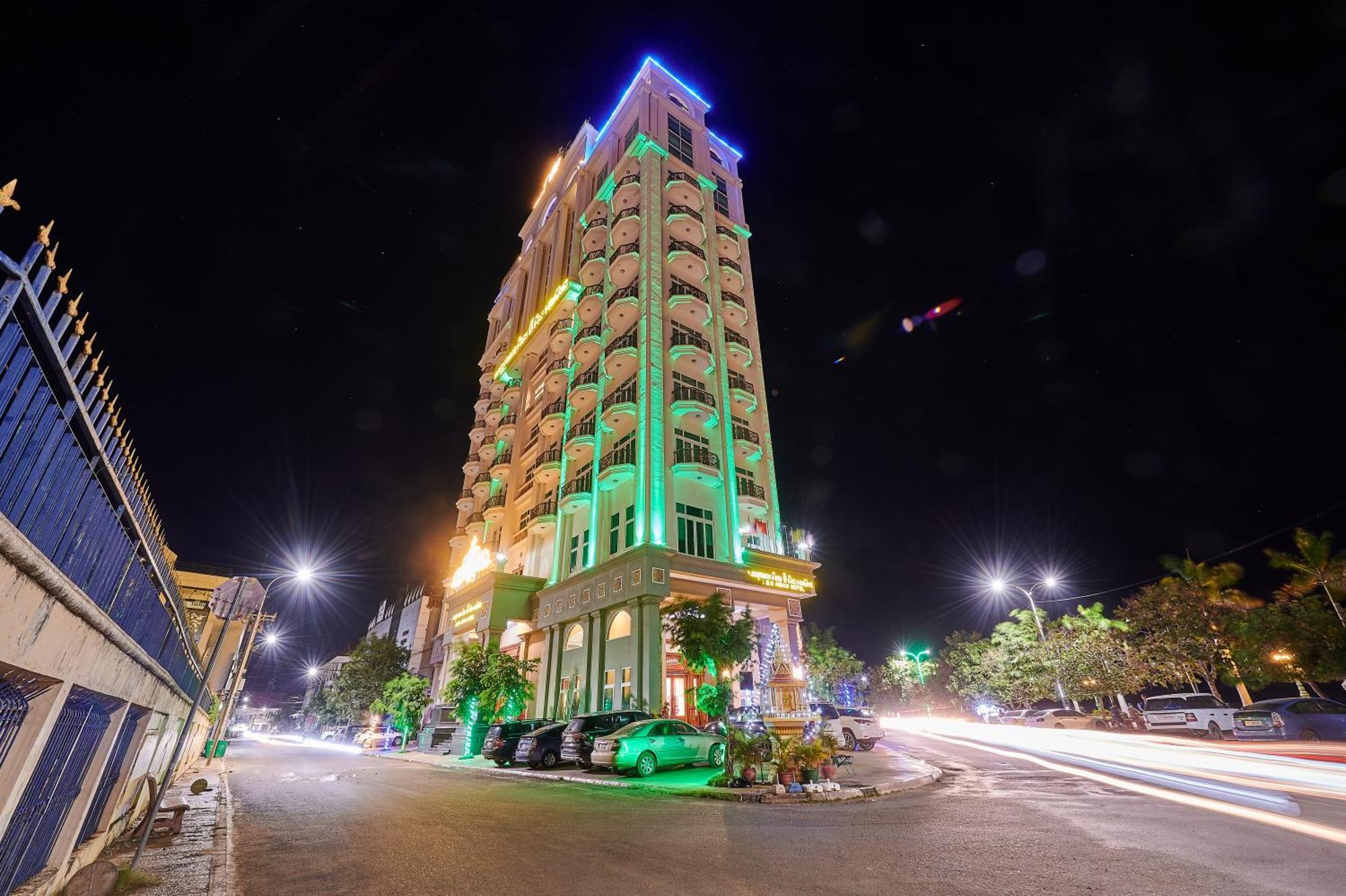 Lbn Asian Hotel Kampong Cham Esterno foto