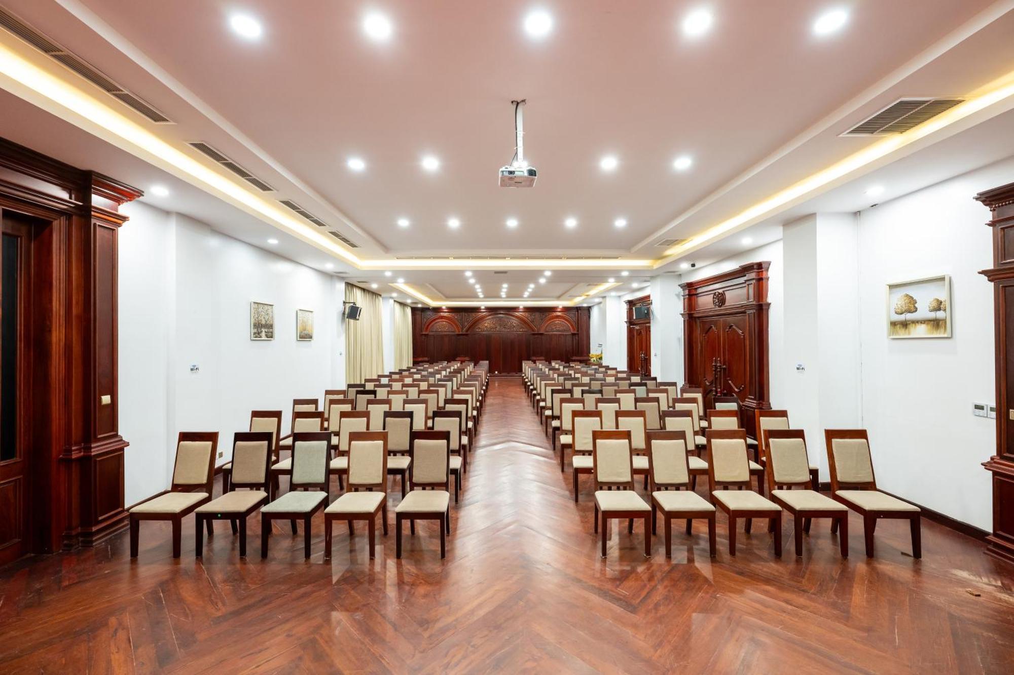 Lbn Asian Hotel Kampong Cham Esterno foto