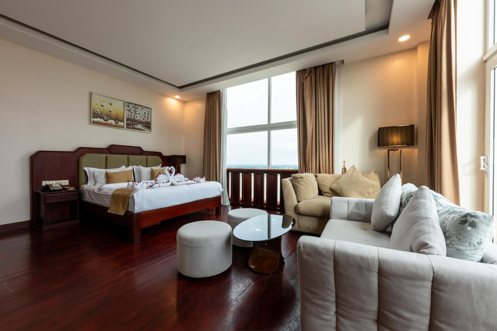 Lbn Asian Hotel Kampong Cham Esterno foto