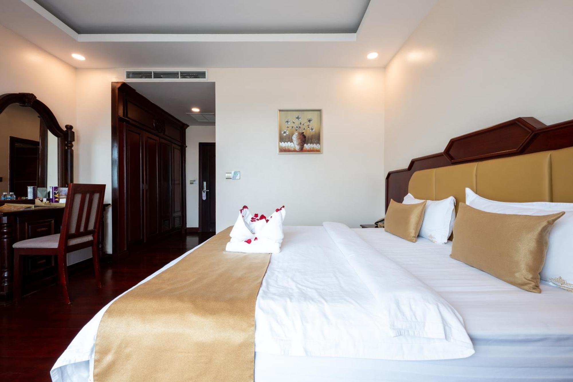 Lbn Asian Hotel Kampong Cham Esterno foto