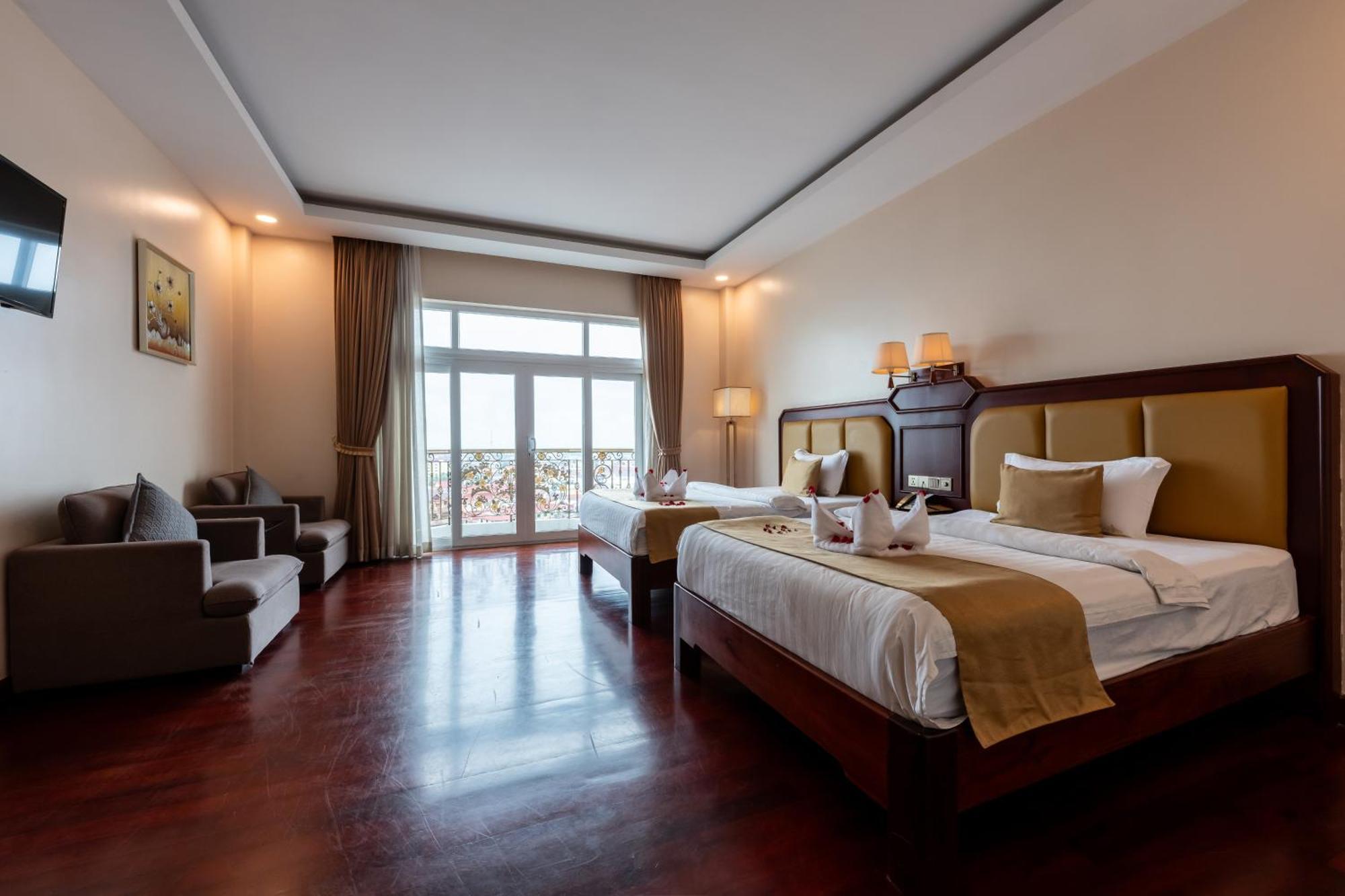 Lbn Asian Hotel Kampong Cham Esterno foto