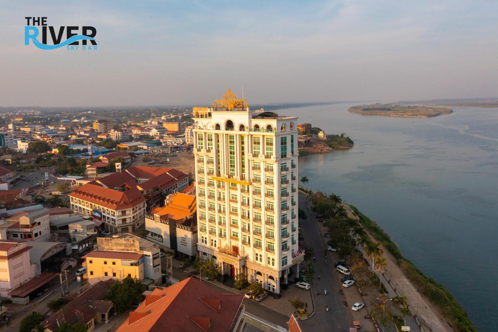 Lbn Asian Hotel Kampong Cham Esterno foto